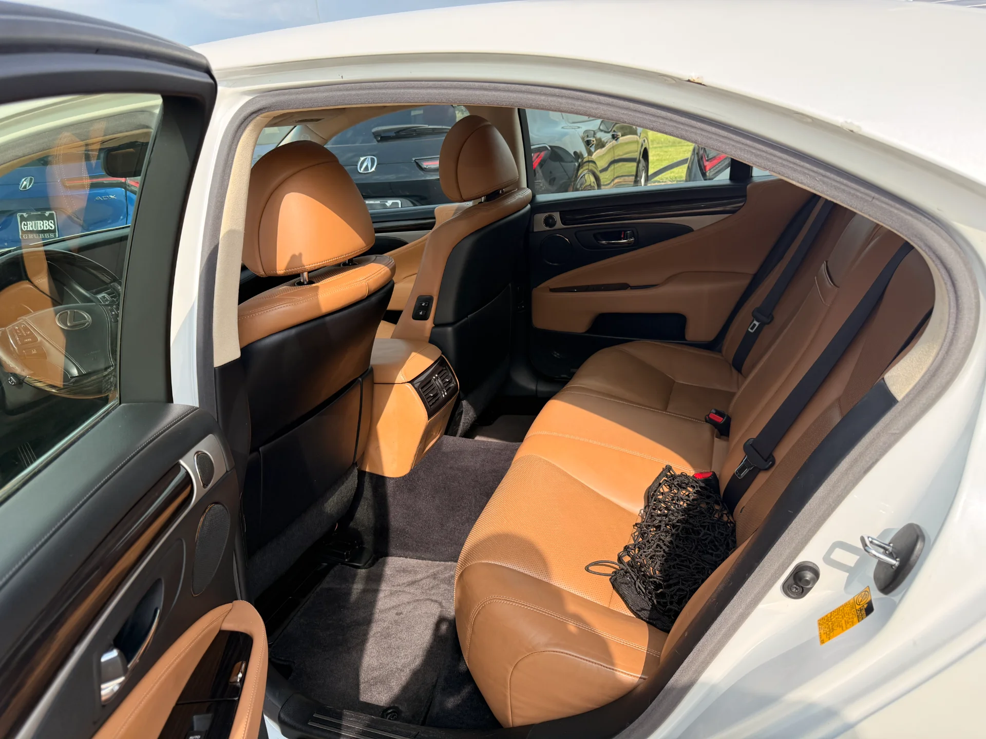 2013 LEXUS LS interior dashboard - VIN ending D5115264 - Grapevine TX